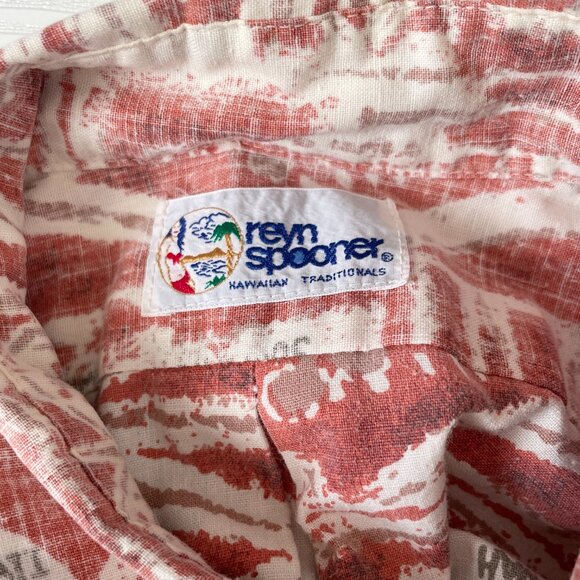 Reyn Spooner Men's Hawaiian Shirt Red Islands Small Reverse Print Cotton Popover - Picture 3 of 5